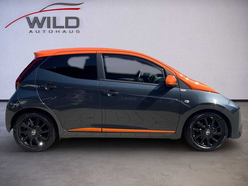 Toyota Aygo 1. x-JBL Sport