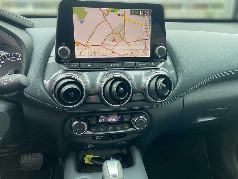 Nissan Juke Tekna N-Design 1.0, Sportsitze, CarPlay