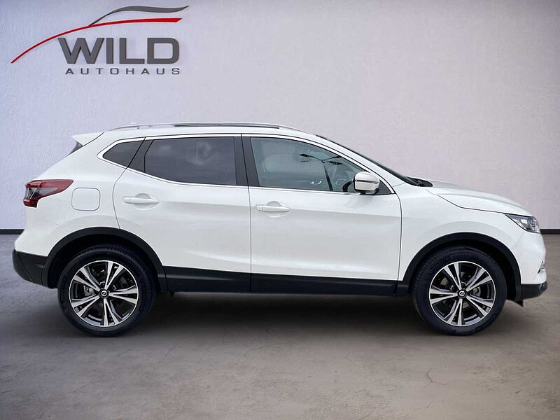 Nissan Qashqai 1.3 160PS Zama PDC, SHZ, Cam