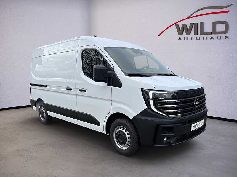 Nissan Interstar dCi150 FWD L2H2 N-Connecta Navi AHK LED